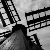 black-windmill-1209-1267-de-deelen